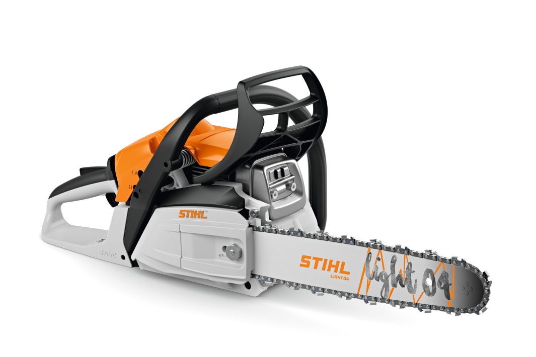 MS 182 Potente motosega Stihl per il taglio di legna